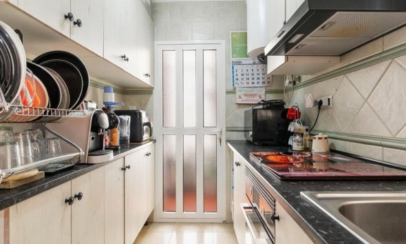 Resale - Villa - Orihuela Costa - Villamartín