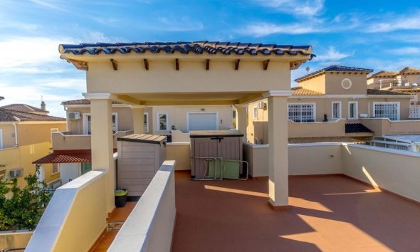 Resale - Villa - Orihuela Costa - Villamartín