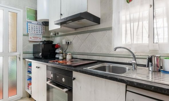 Resale - Villa - Orihuela Costa - Villamartín