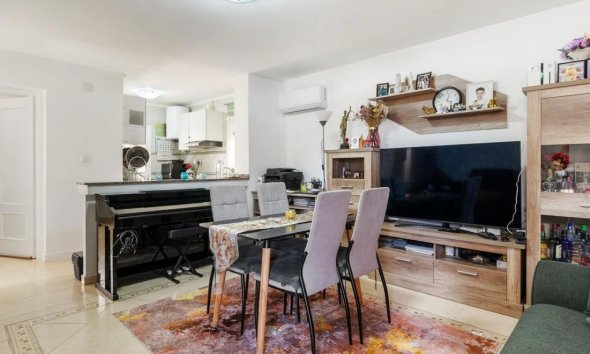 Resale - Villa - Orihuela Costa - Villamartín