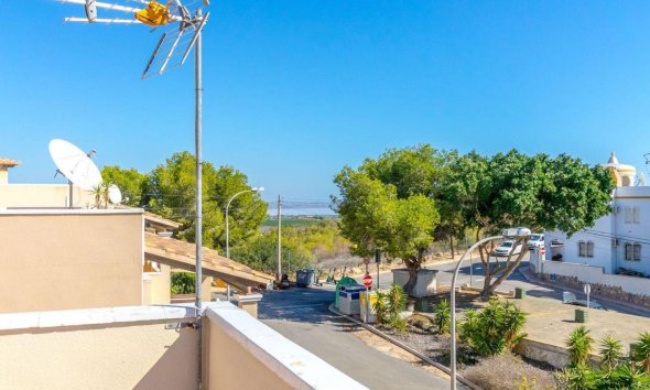 Resale - Villa - Orihuela Costa - Villamartín