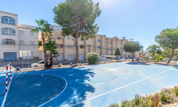 Resale - Villa - Orihuela Costa - Villamartín