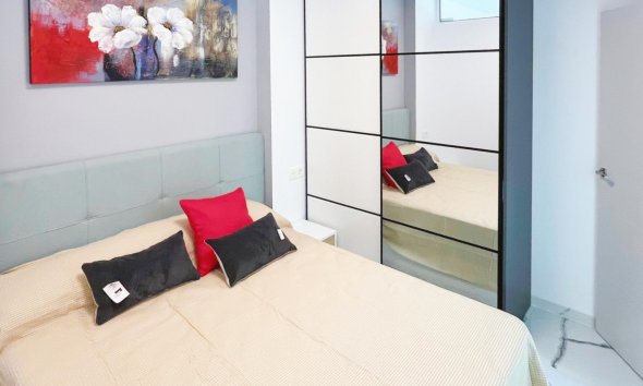 Resale - Apartment - Torrevieja - Playa del Cura