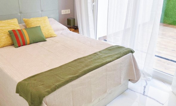 Resale - Apartment - Torrevieja - Playa del Cura