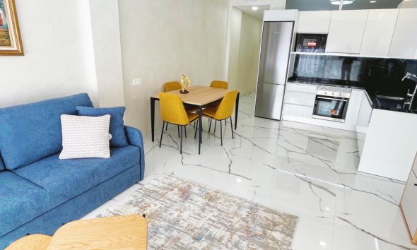 Resale - Apartment - Torrevieja - Playa del Cura
