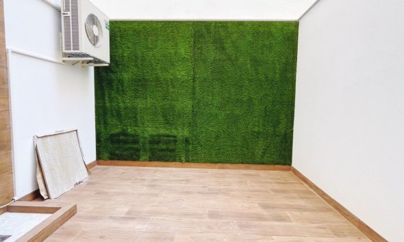 Resale - Apartment - Torrevieja - Playa del Cura