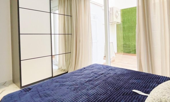 Resale - Apartment - Torrevieja - Playa del Cura