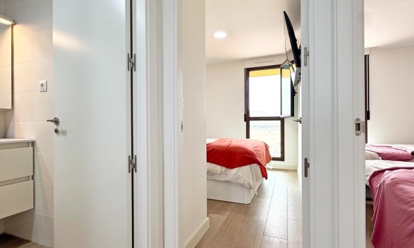 Resale - Apartment - Cartagena - Playa Honda