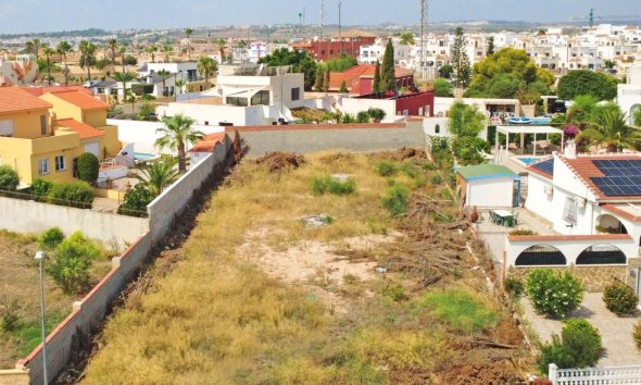 Resale - Plot - Torrevieja - Los Balcones - Los Altos del Edén