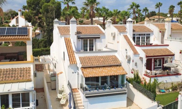 Resale - Villa - Orihuela Costa - Villamartín