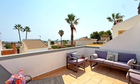 Resale - Villa - Orihuela Costa - Villamartín