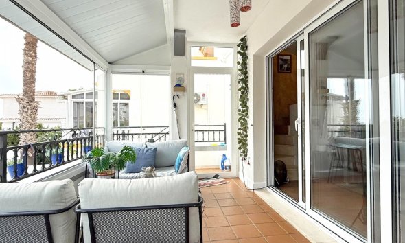 Resale - Villa - Orihuela Costa - Villamartín