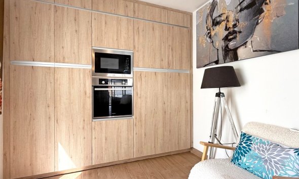 Resale - Villa - Orihuela Costa - Villamartín