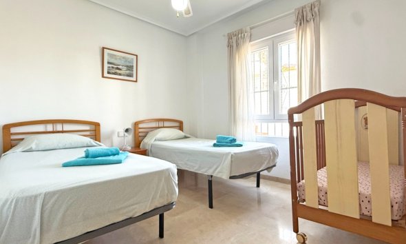 Resale - Apartment - Orihuela Costa - Villamartín