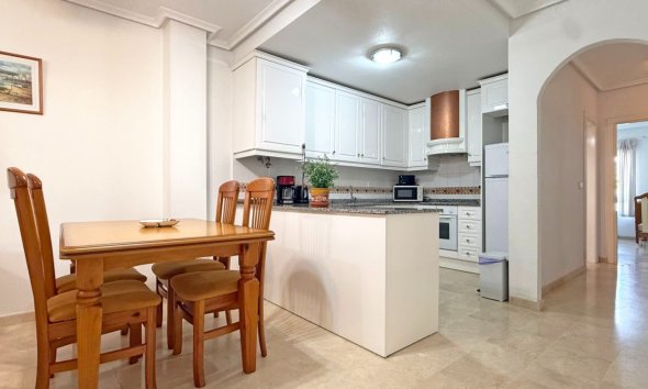 Resale - Apartment - Orihuela Costa - Villamartín