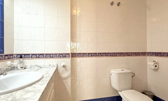 Resale - Apartment - Orihuela Costa - Villamartín