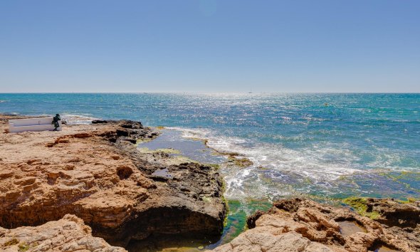 Resale - Apartment - Torrevieja - Playa del cura