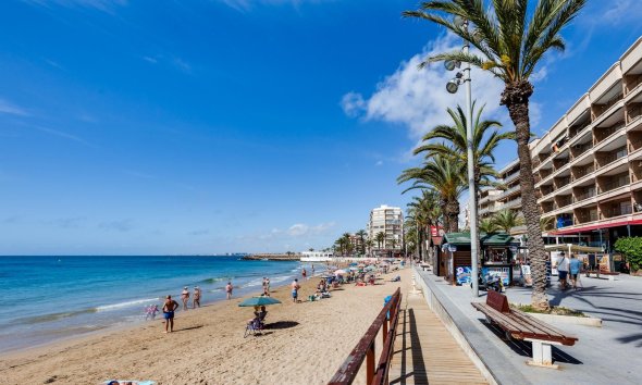 Resale - Apartment - Torrevieja - Playa del cura
