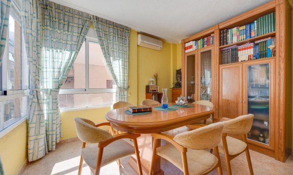 Reventa - Apartamento - Torrevieja - Playa de los locos