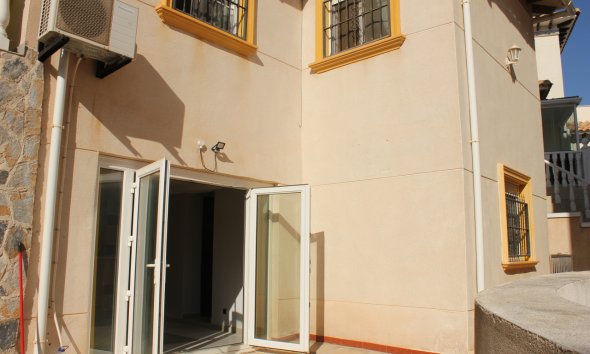 Resale - Villa - Orihuela Costa - Costa Blanca