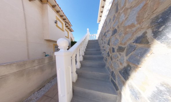 Resale - Villa - Orihuela Costa - Costa Blanca
