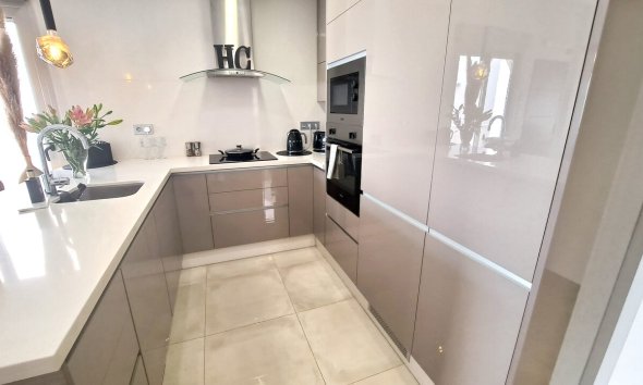 Resale - Villa - Pau 26 - Villamartin