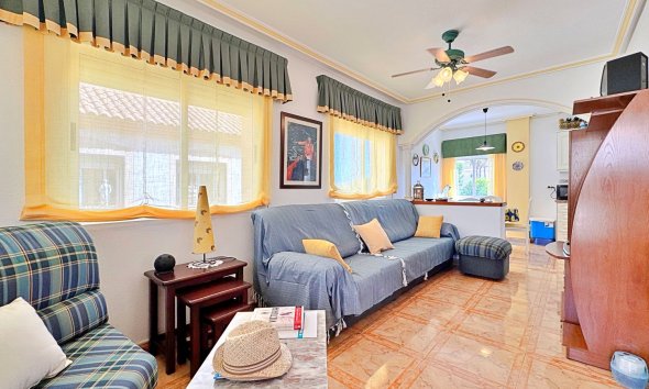 Resale - Apartment - Orihuela Costa - La Zenia