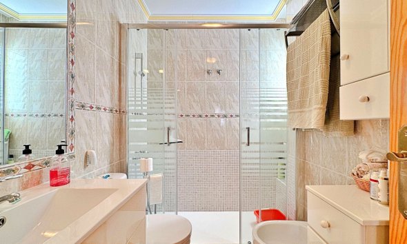 Resale - Apartment - Orihuela Costa - La Zenia