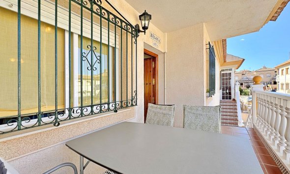 Resale - Apartment - Orihuela Costa - La Zenia