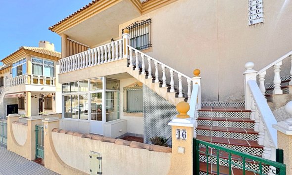 Resale - Apartment - Orihuela Costa - La Zenia