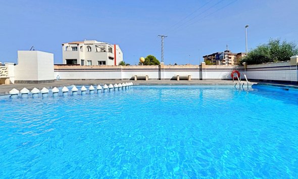Resale - Apartment - Orihuela Costa - La Zenia