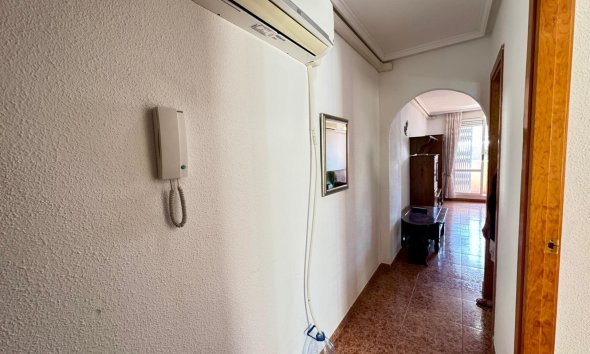 Resale - Apartment - Torrevieja - Centro