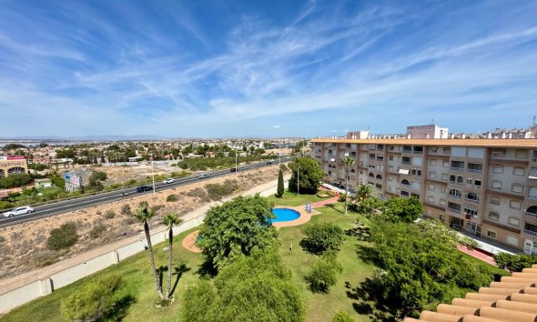 Resale - Apartment - Torrevieja - Centro