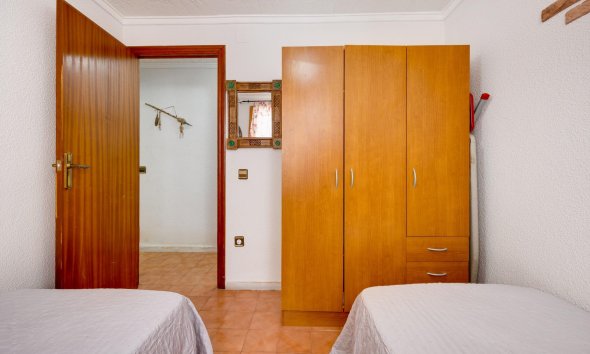 Resale - Bungalow - Torrevieja - Cabo cervera