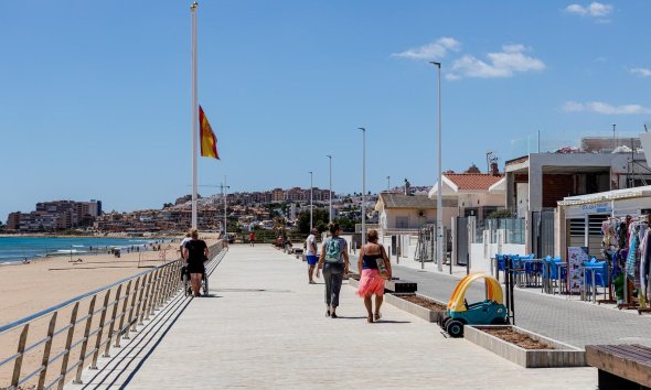 Resale - Bungalow - Torrevieja - Cabo cervera