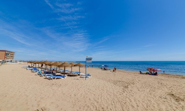 Resale - Bungalow - Torrevieja - Cabo cervera