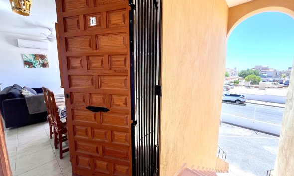 Resale - Apartment - Orihuela Costa - Playa Flamenca