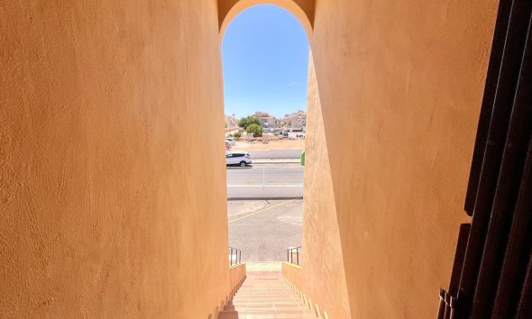 Resale - Apartment - Orihuela Costa - Playa Flamenca