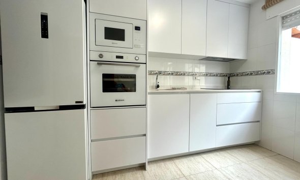 Resale - Terraced house / Townhouse - Orihuela Costa - Campoamor