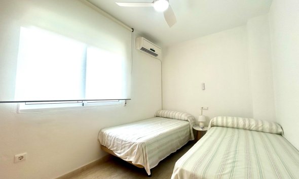 Resale - Terraced house / Townhouse - Orihuela Costa - Campoamor