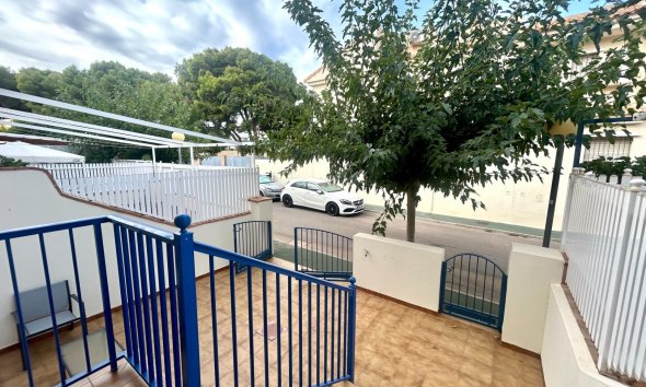 Resale - Terraced house / Townhouse - Orihuela Costa - Campoamor