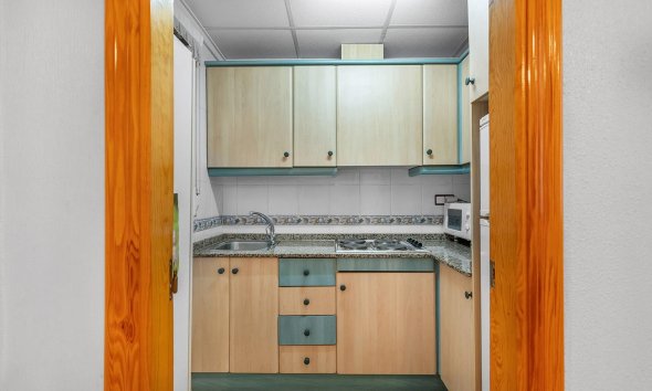 Resale - Apartment - Torrevieja - Estacion de autobuses