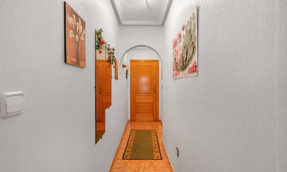 Resale - Apartment - Torrevieja - Estacion de autobuses