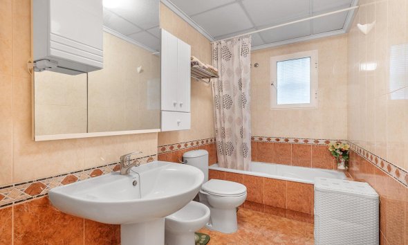 Resale - Apartment - Torrevieja - Estacion de autobuses
