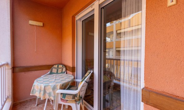 Resale - Apartment - Torrevieja - Estacion de autobuses