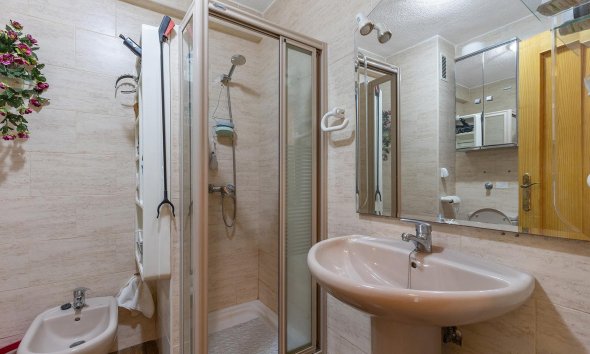 Resale - Apartment - Guardamar del Segura - Urb. pinomar