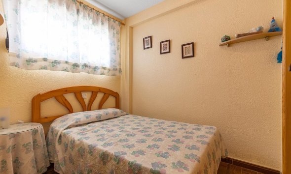 Resale - Apartment - Guardamar del Segura - Urb. pinomar