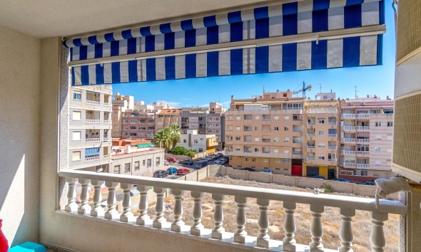 Resale - Apartment - Torrevieja - Centro