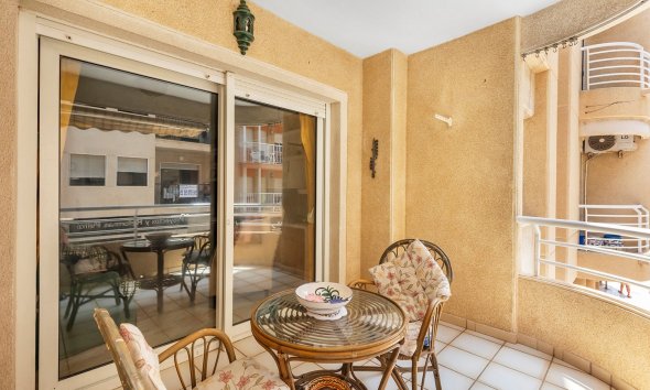 Resale - Apartment - La Mata - Playa
