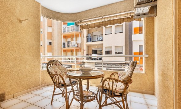 Resale - Apartment - La Mata - Playa